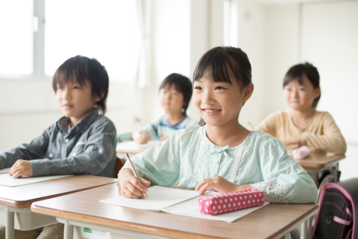 授業を聞く学生